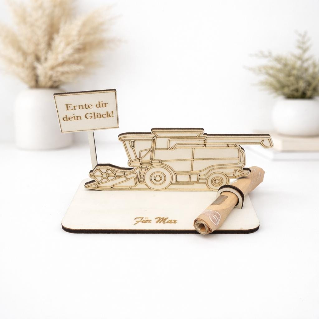 Geldgeschenk Mähdrescher aus Holz personalisiert