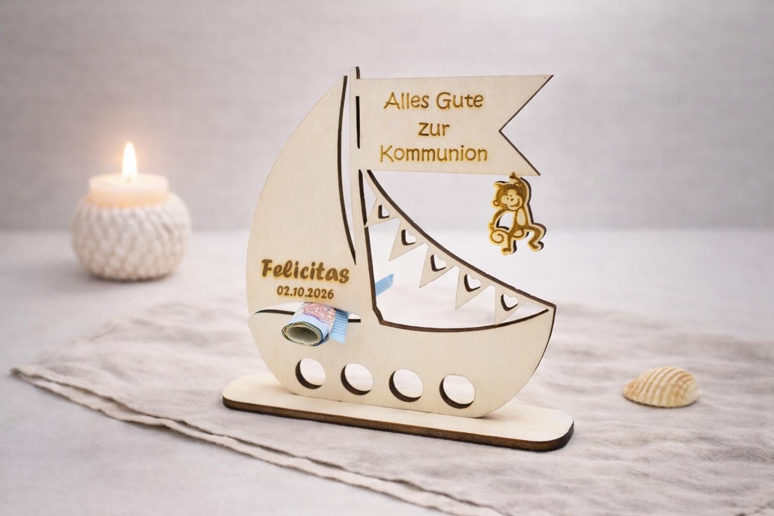 Geschenk zur Kommunion personalisiert mit Name aus Holz