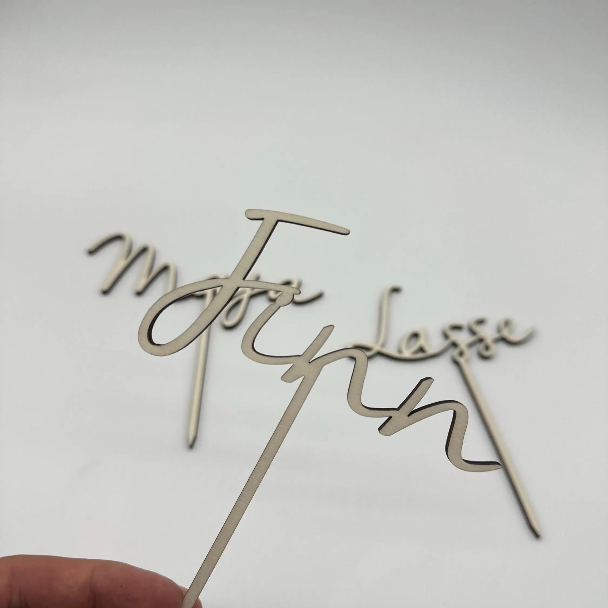 Cake Topper mit Namen KreativoBasteln