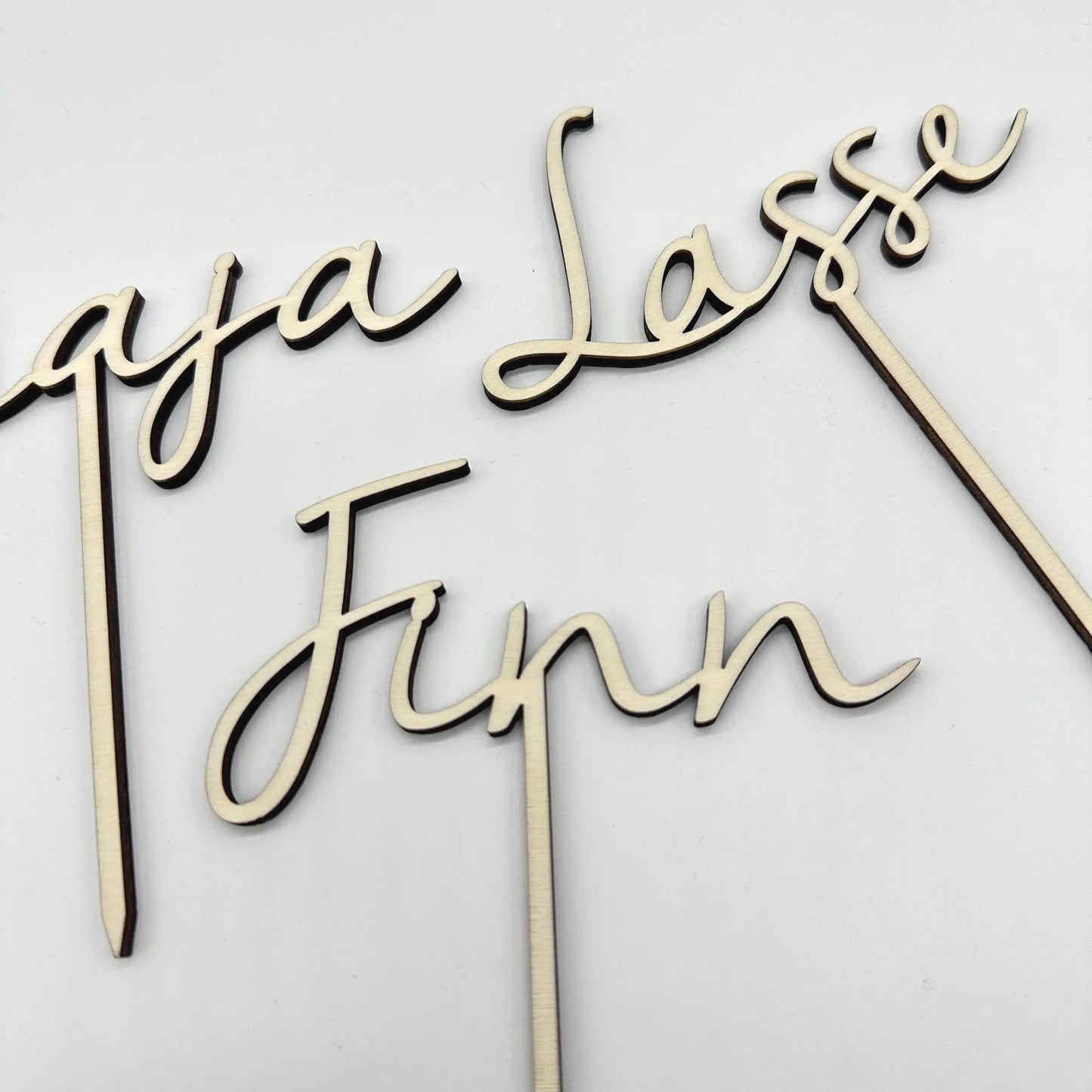 Cake Topper mit Namen KreativoBasteln