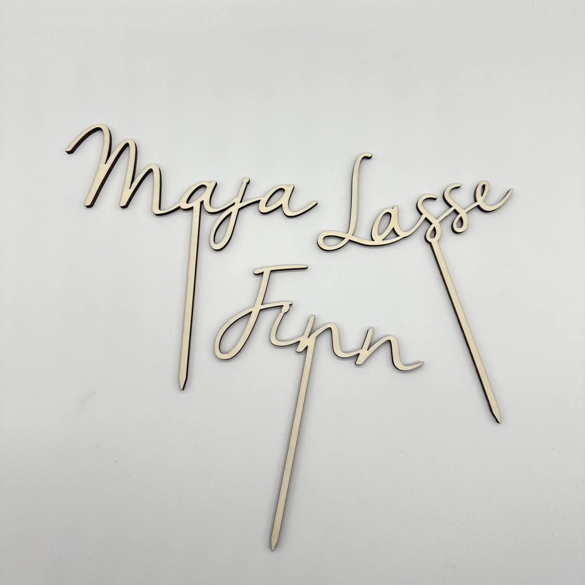 Cake Topper mit Namen KreativoBasteln