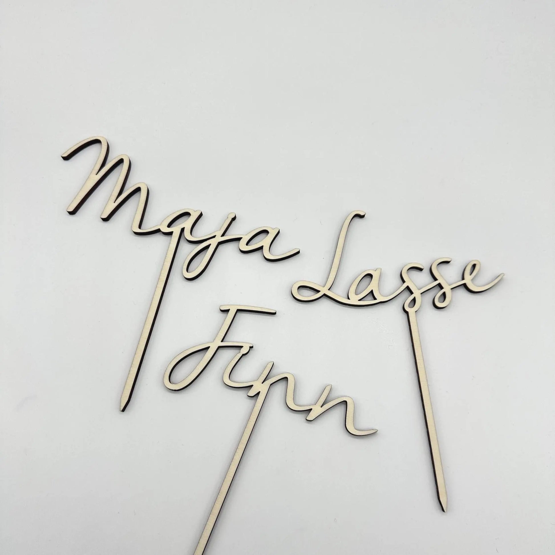 Cake Topper mit Namen KreativoBasteln