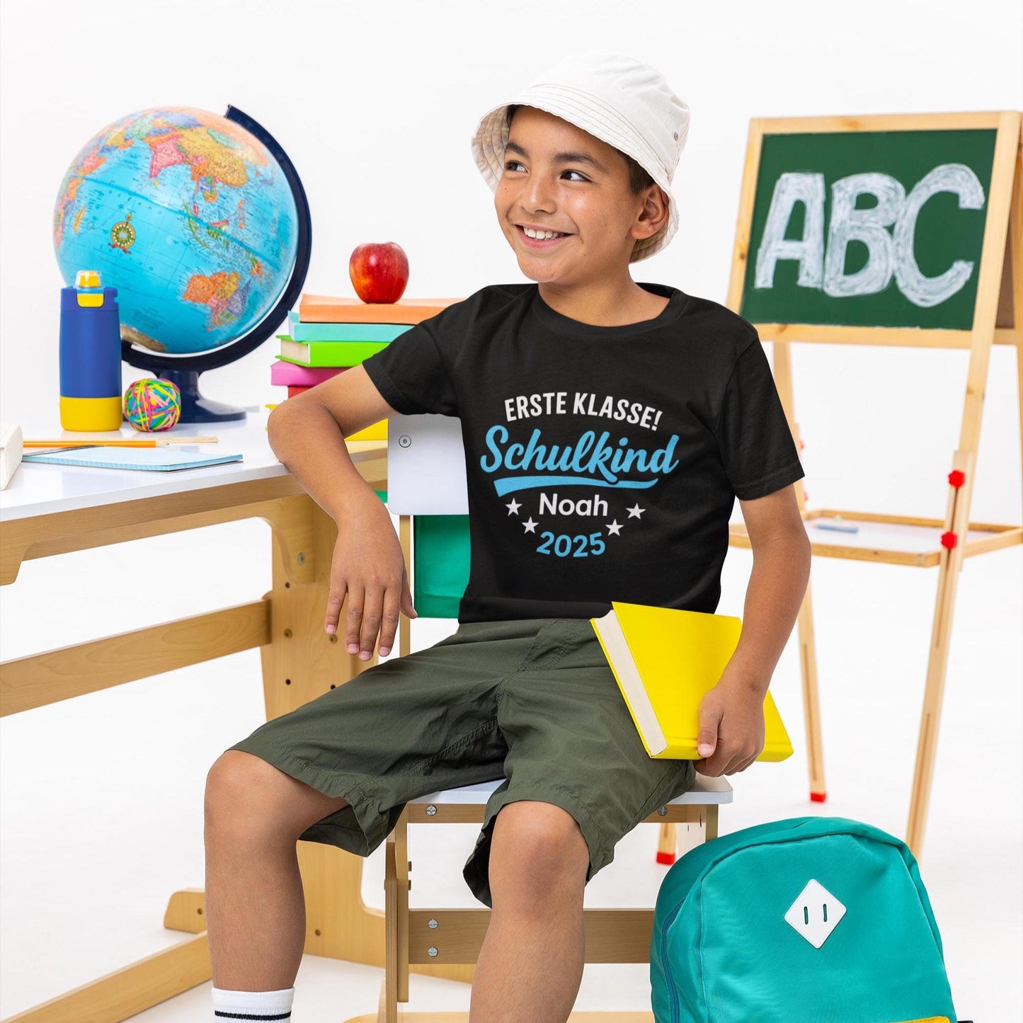 Personalisiertes Schulkind 2025 T-Shirt KreativoBasteln