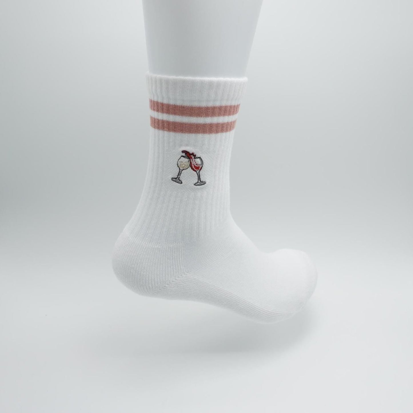 Wein Socken mit anstoßenden Weingläsern KreativoBasteln