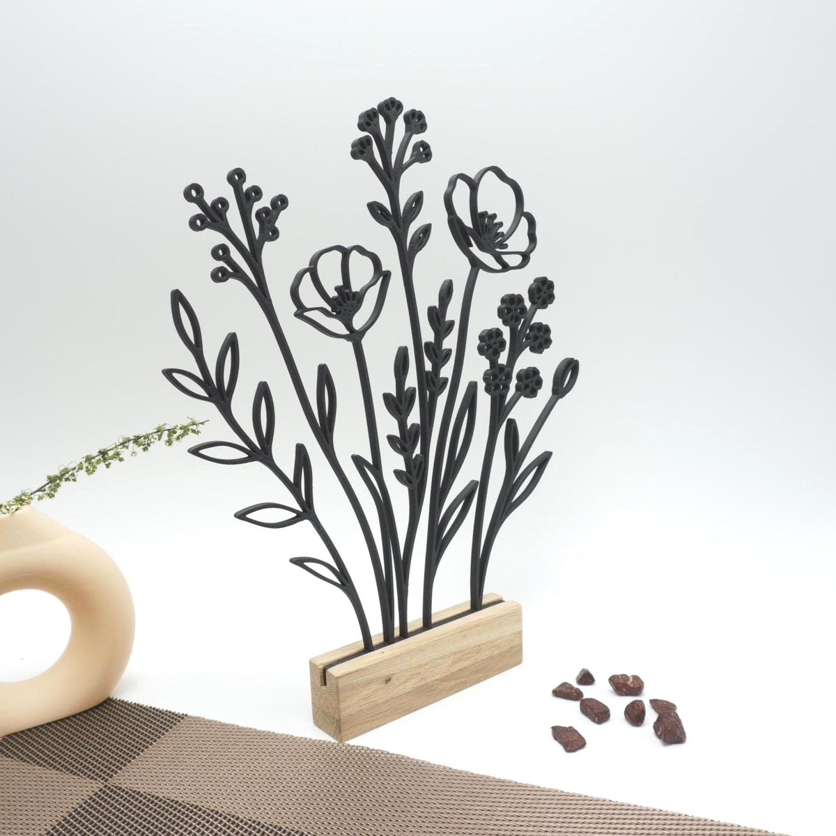 Moderne Blumen Deko aus Hyper PLA mit Holzsockel