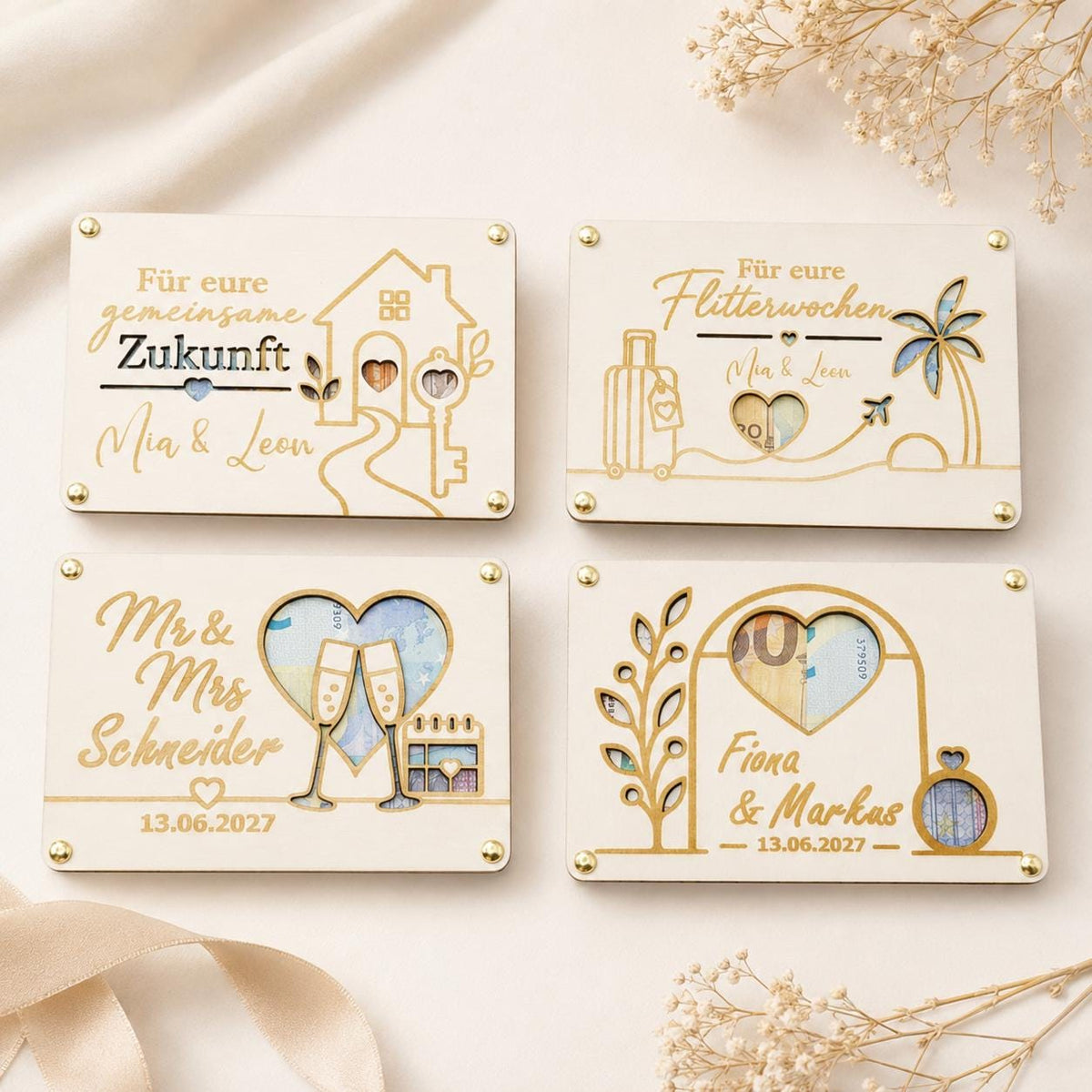 Hochzeitsgeschenk aus Holz mit personalisierten Namen, Datum und Geldschein hinter ausgeschnittenen Herzmotiven
