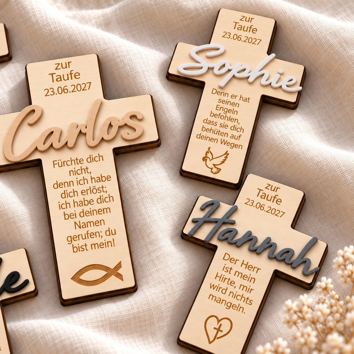 Taufkreuz mit Taufspruch & farbigem Namen
