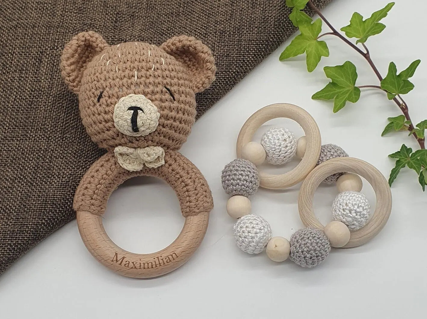 Kinderrassel Bär Fliege - Personalisierbar KreativoBasteln